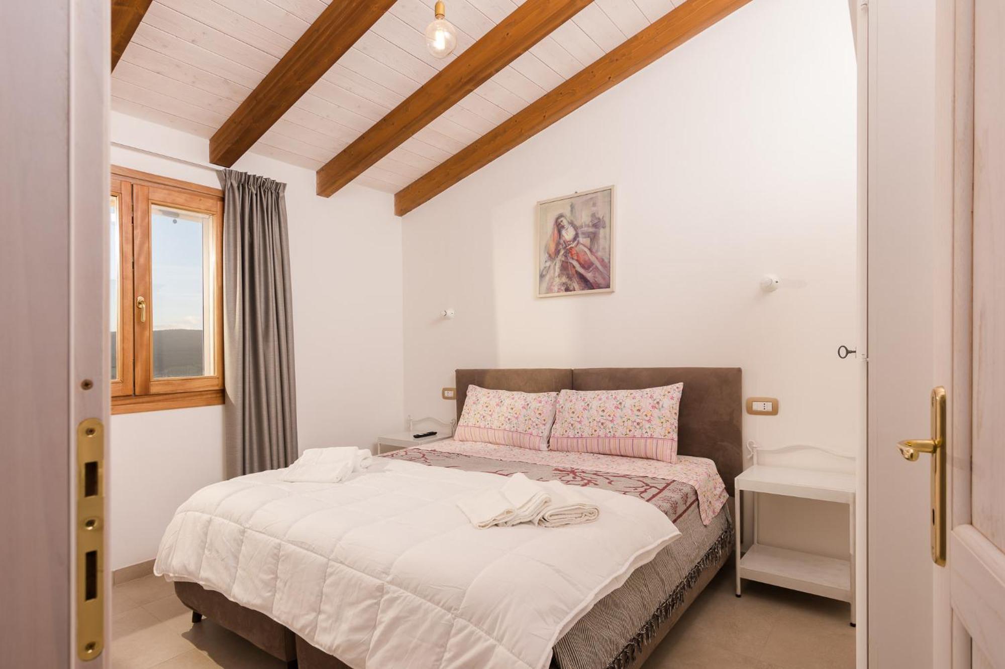 New Suites Sea View Sardinia, 卡斯特尔萨多 外观 照片